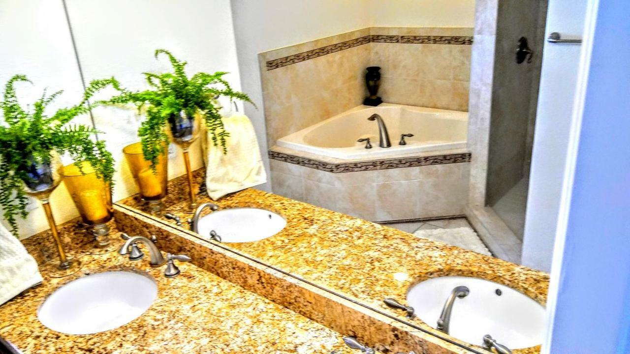 Mediterranean Three Story Beach Townhouse St. Pete Beach Zewnętrze zdjęcie
